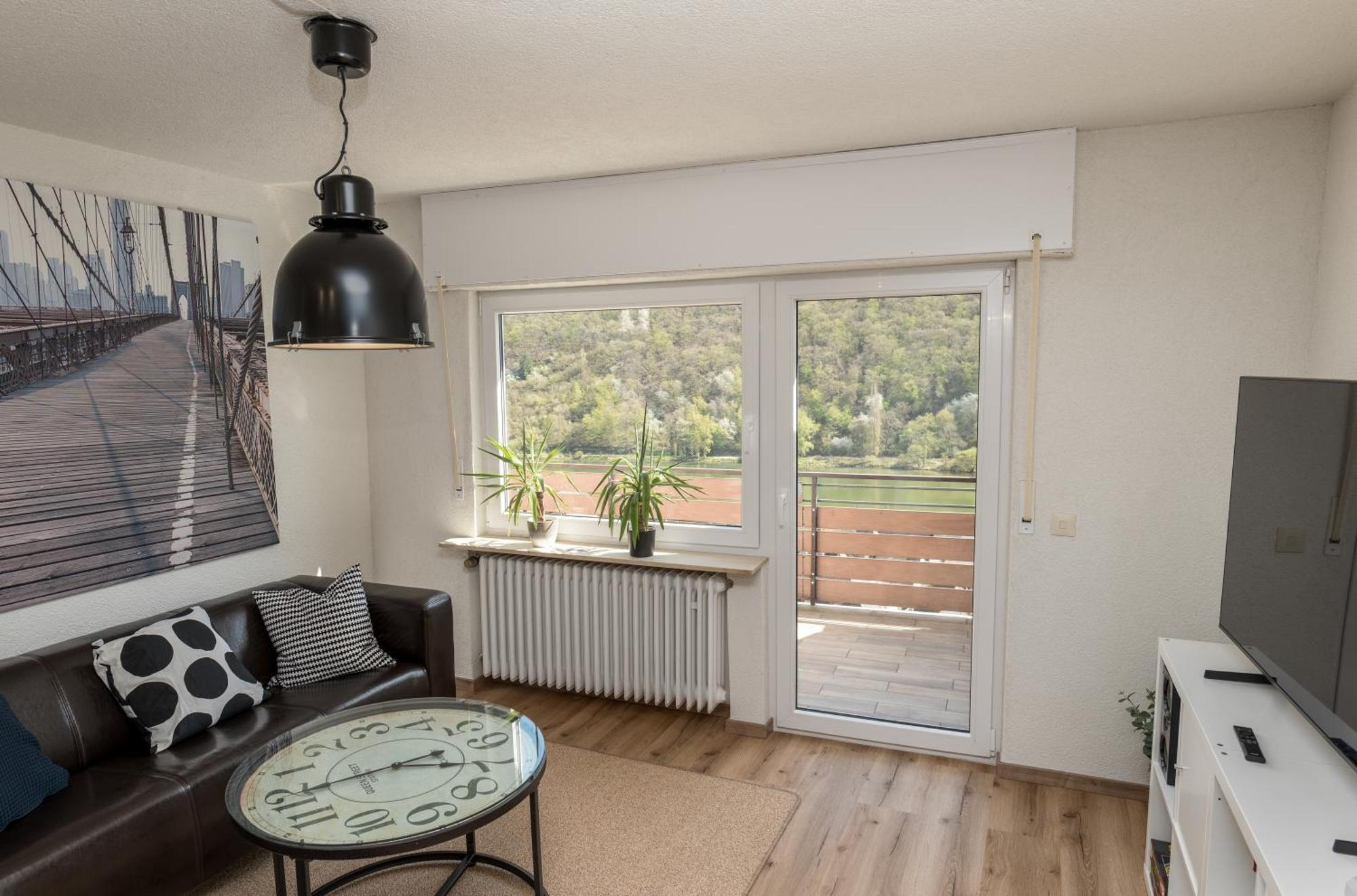 Riesling Appartement For 2 - 4 People - Billiards - Balcony With Mosel View - Parking - Wine Barrel Bar - Fully Equipped Kitchen - Netflix - Waiputv - 3 Km From Cochem Klotten Esterno foto